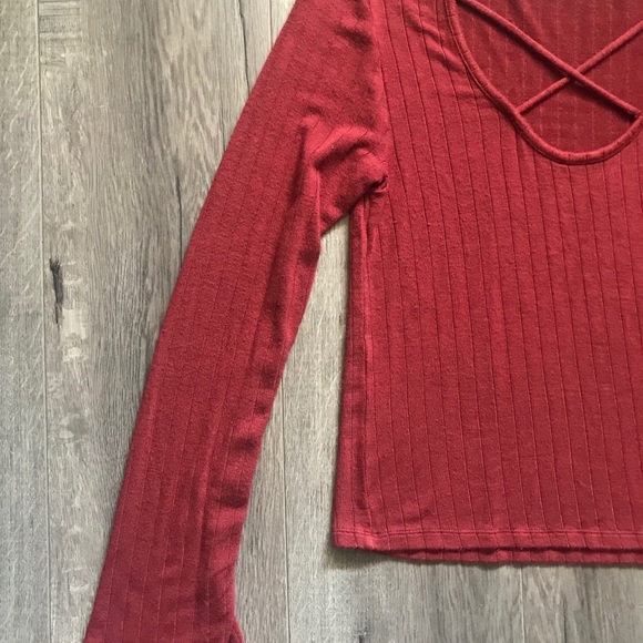 Buckle BKE top Size M Rust color - Picture 8 of 8